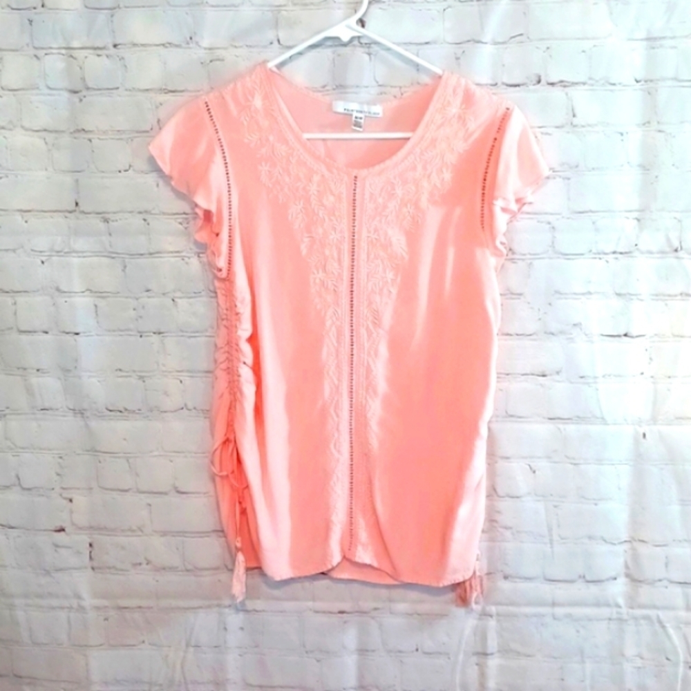 Fourteen Place Womans Pink Embroidery Sleeveless Blouse sz M